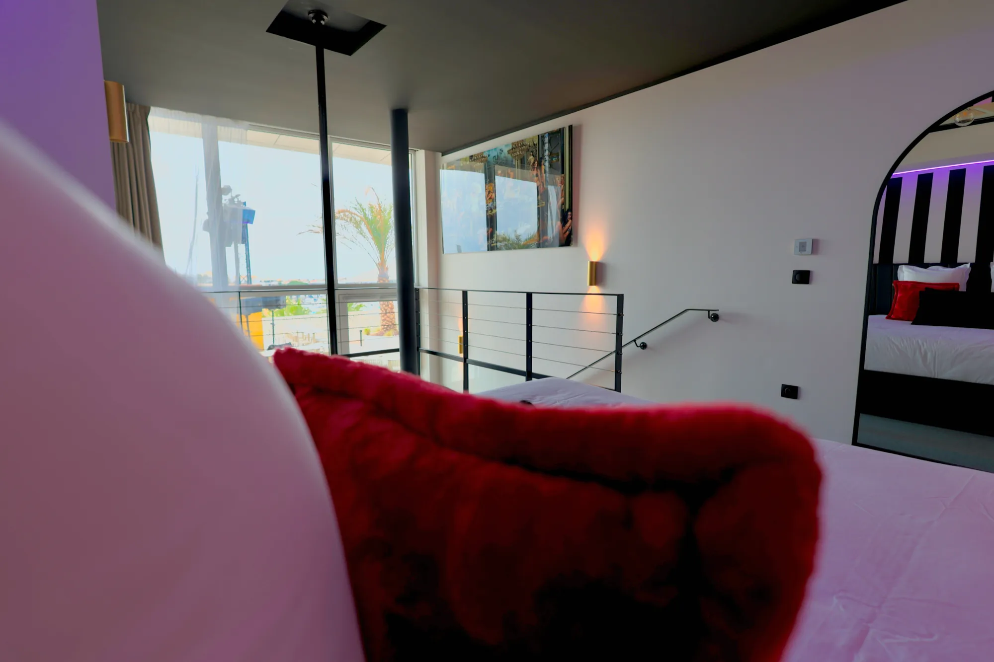 Chambre — mezzanine ouverte sur le séjour